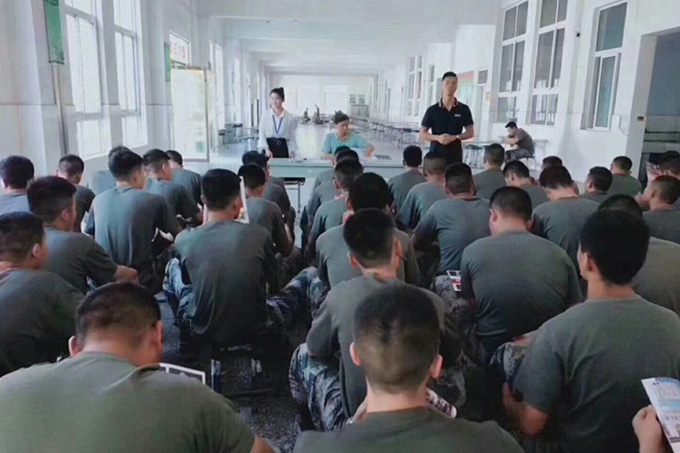 退伍后为什么更多战友选择学健身教练？